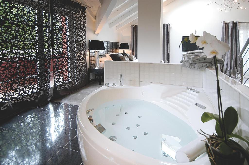Auberge De Maison Rouge Ветра-Монту Номер фото