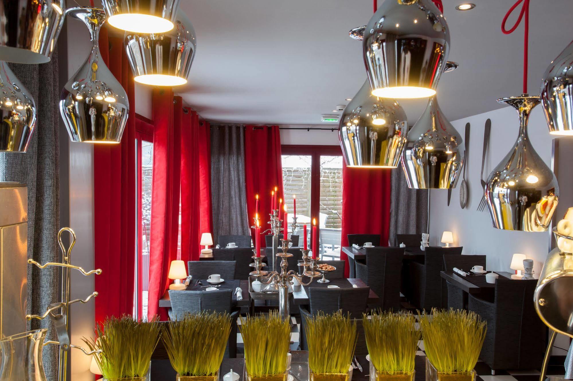 Auberge De Maison Rouge Ветра-Монту Экстерьер фото