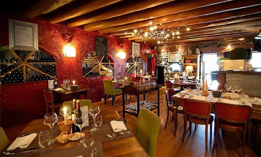 Auberge De Maison Rouge Ветра-Монту Экстерьер фото