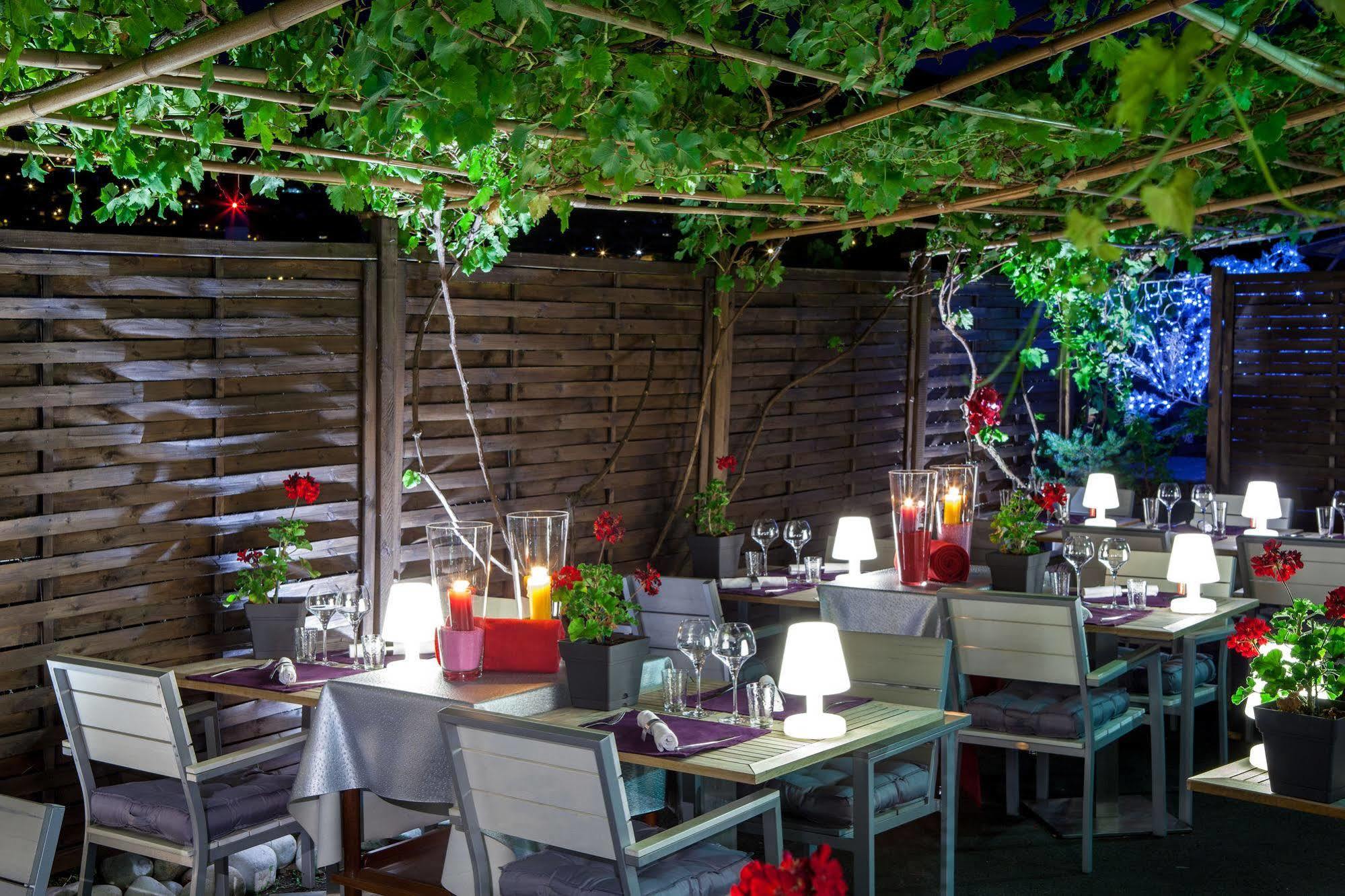 Auberge De Maison Rouge Ветра-Монту Экстерьер фото