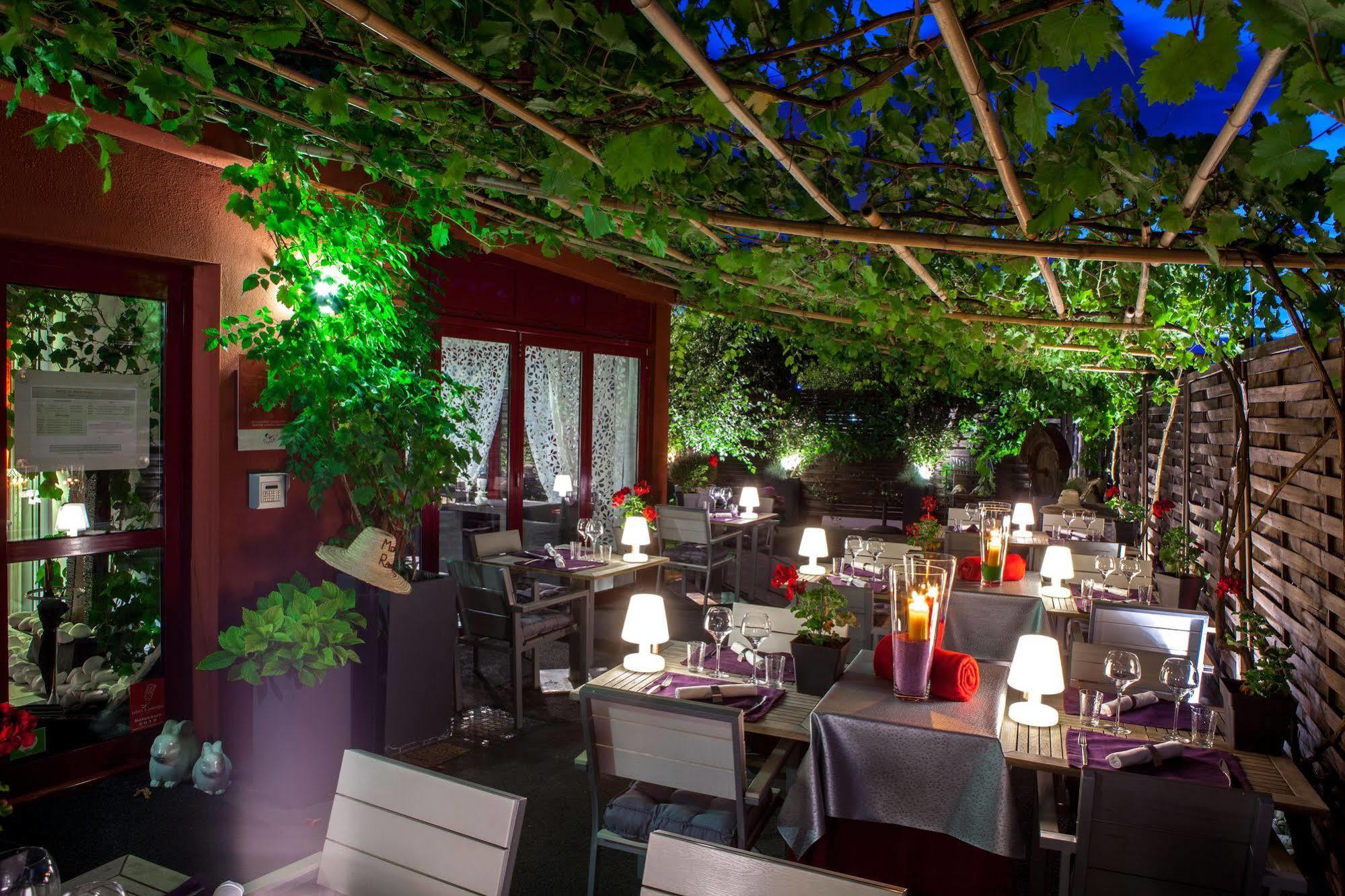 Auberge De Maison Rouge Ветра-Монту Экстерьер фото